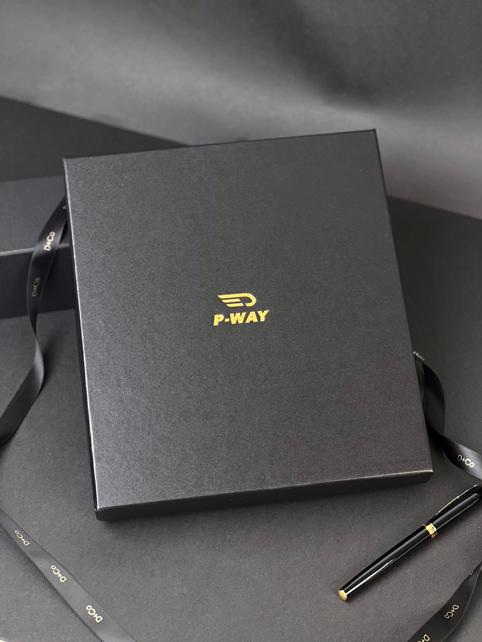 Classic Tri-fold Journal with Pen 2pc Box Set
