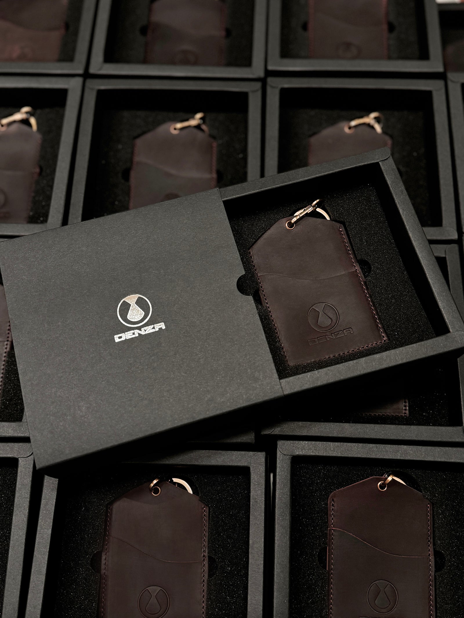 EV Key Card Holder Gift Set