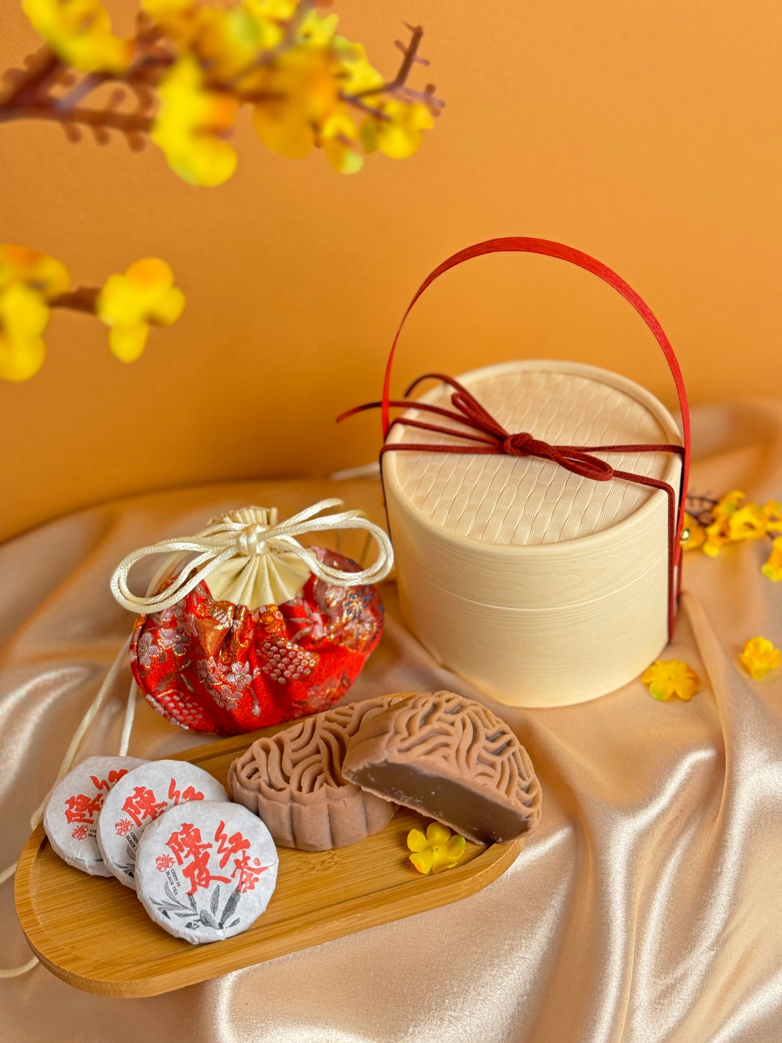 [Mid Autumn 2024] Mooncake Halal Gift Set (A1 - Mini Royale Basket)