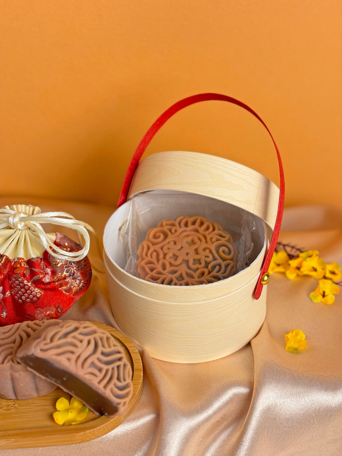 [Mid Autumn 2024] Mooncake Halal Gift Set (A1 - Mini Royale Basket)