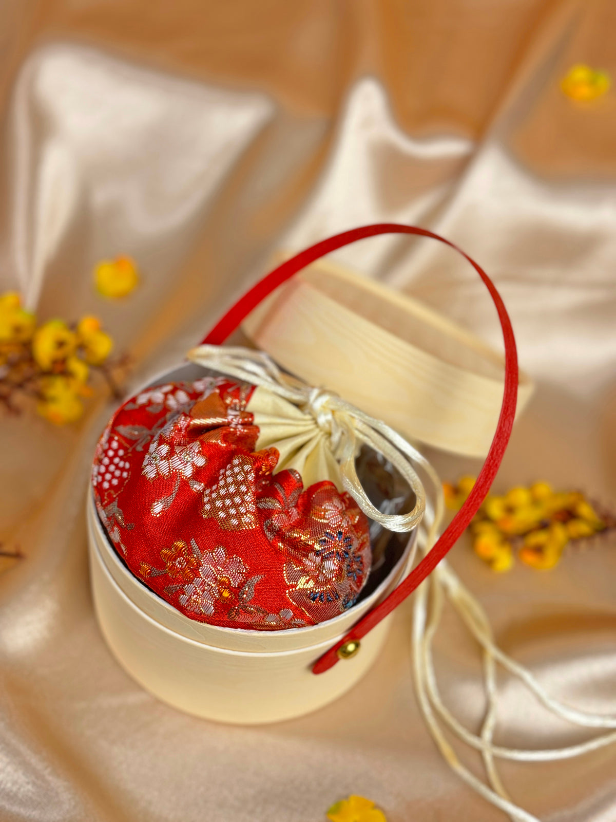 [Mid Autumn 2024] Mooncake Halal Gift Set (A1 - Mini Royale Basket)