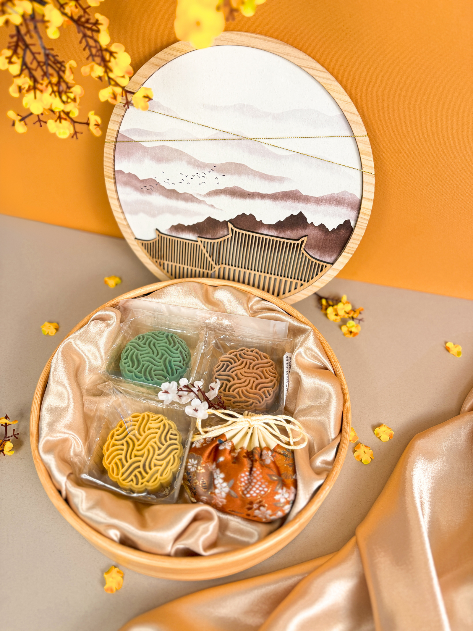 [Mid Autumn 2024] Mooncake Halal Gift Set (B1- Royale Moon)