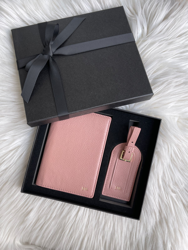 Set Hadiah Kotak Dompet Paspor & Label Bagasi Kulit Jetsetter