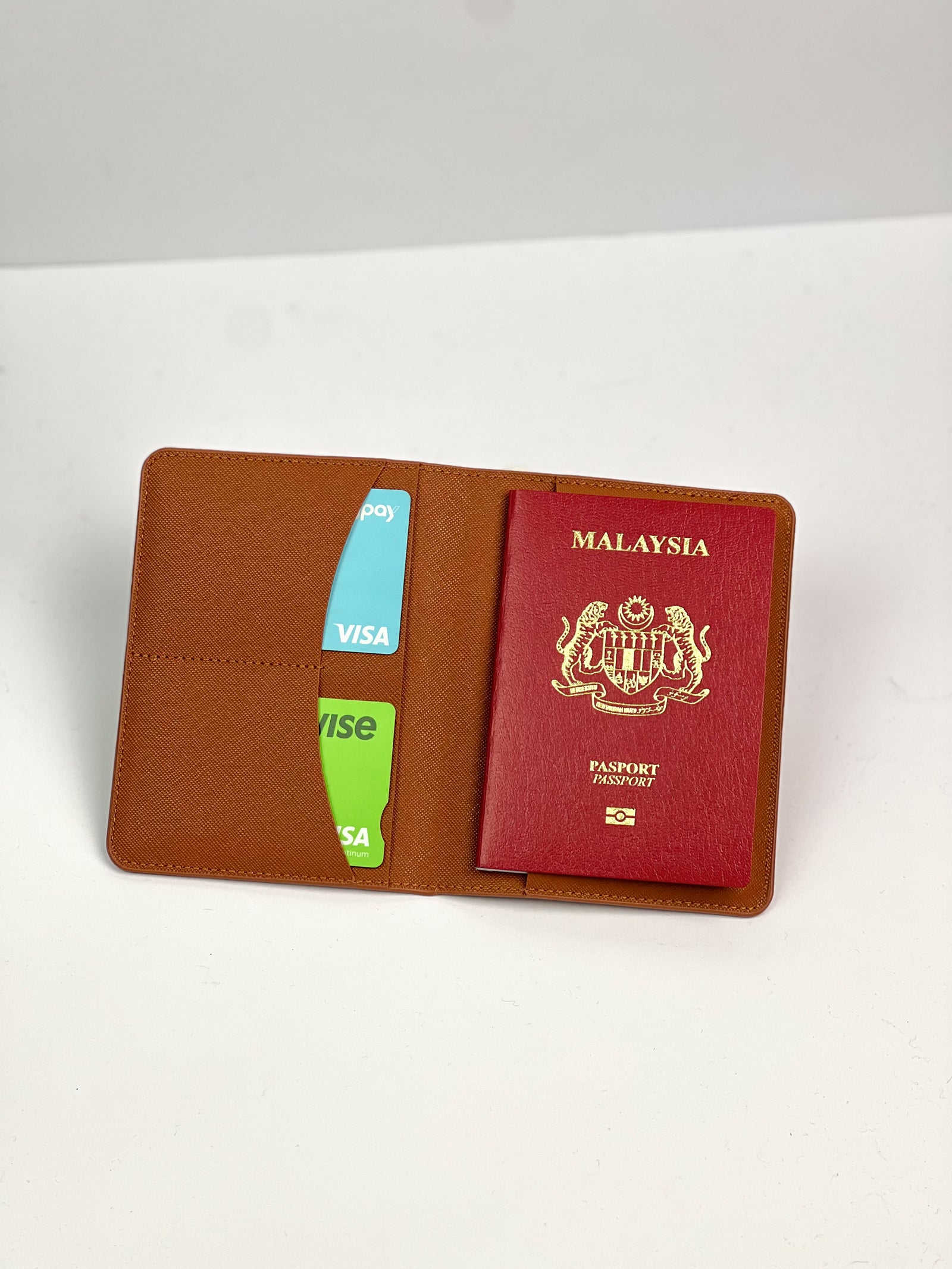Journey Passport Holder with Luggage Tag (2 Piece Set) | Vegan Leather