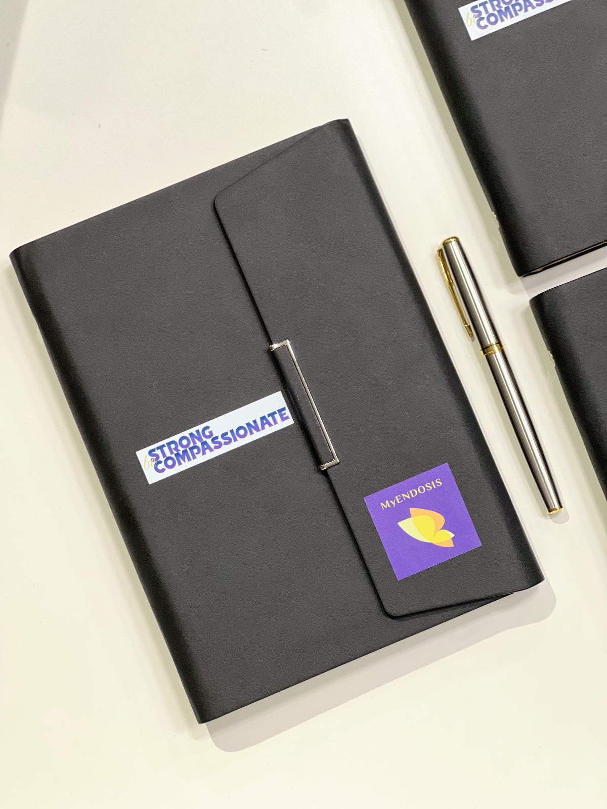 Classic Tri-fold Notebook Refillable with Pen (2 Piece Set)