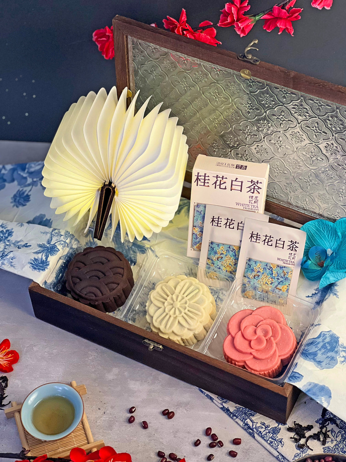 [Mid Autumn 2025] A3 Vintage Treasure (L) Kotak Harta Karun Vintage - Tipe B (3 Kue Bulan + Lampion)