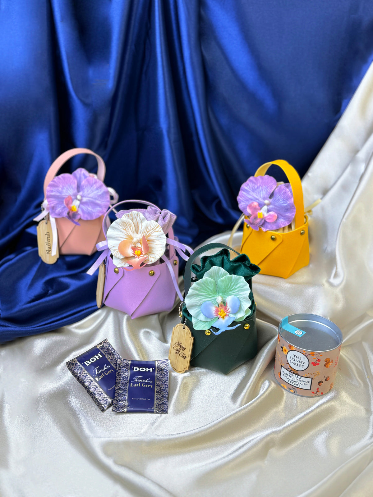 [RAYA 2026] R7 - Dainty Raya Bucket (The Skinny Bakers Cookies)