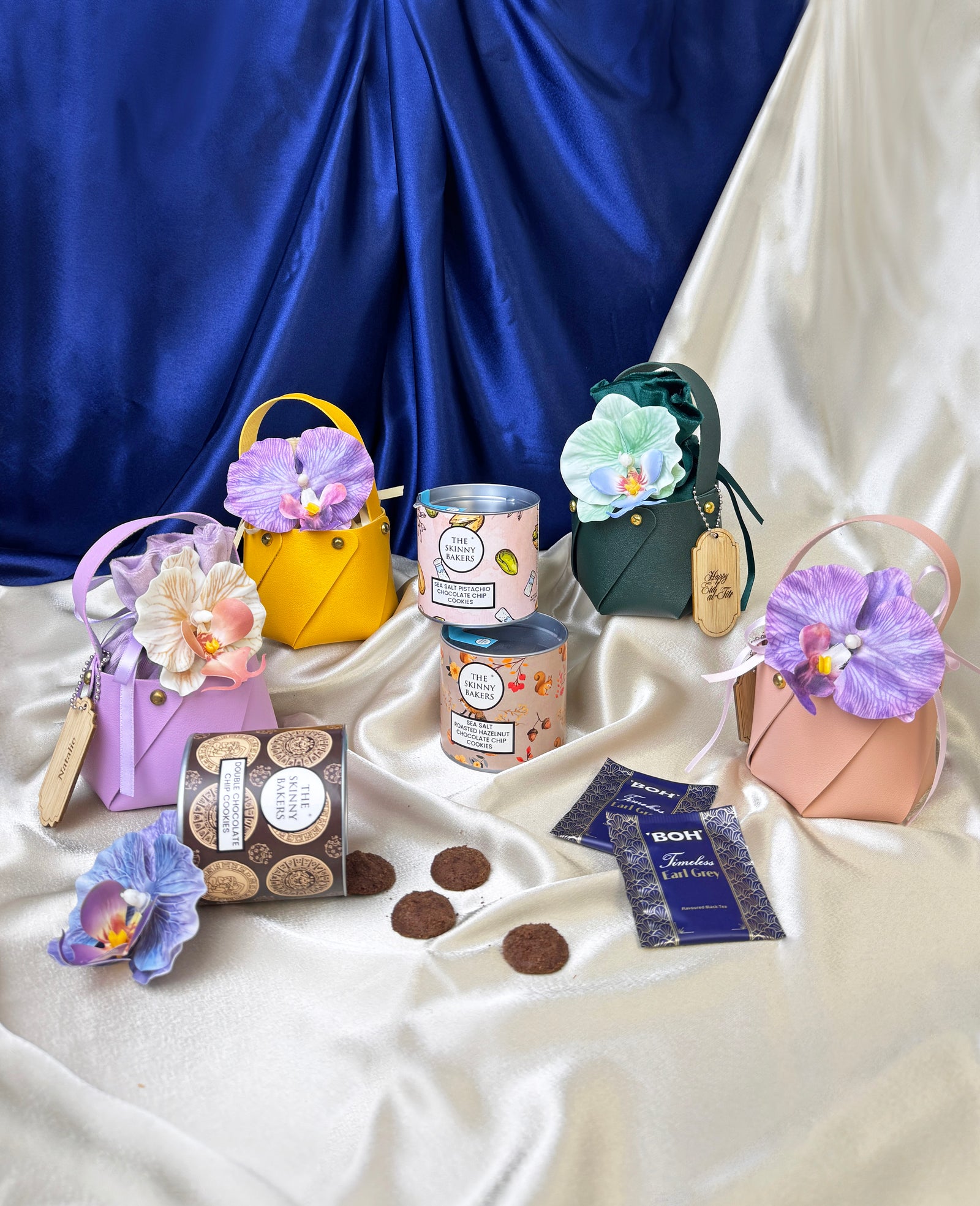 [RAYA 2026] R7 - Dainty Raya Bucket (The Skinny Bakers Cookies)