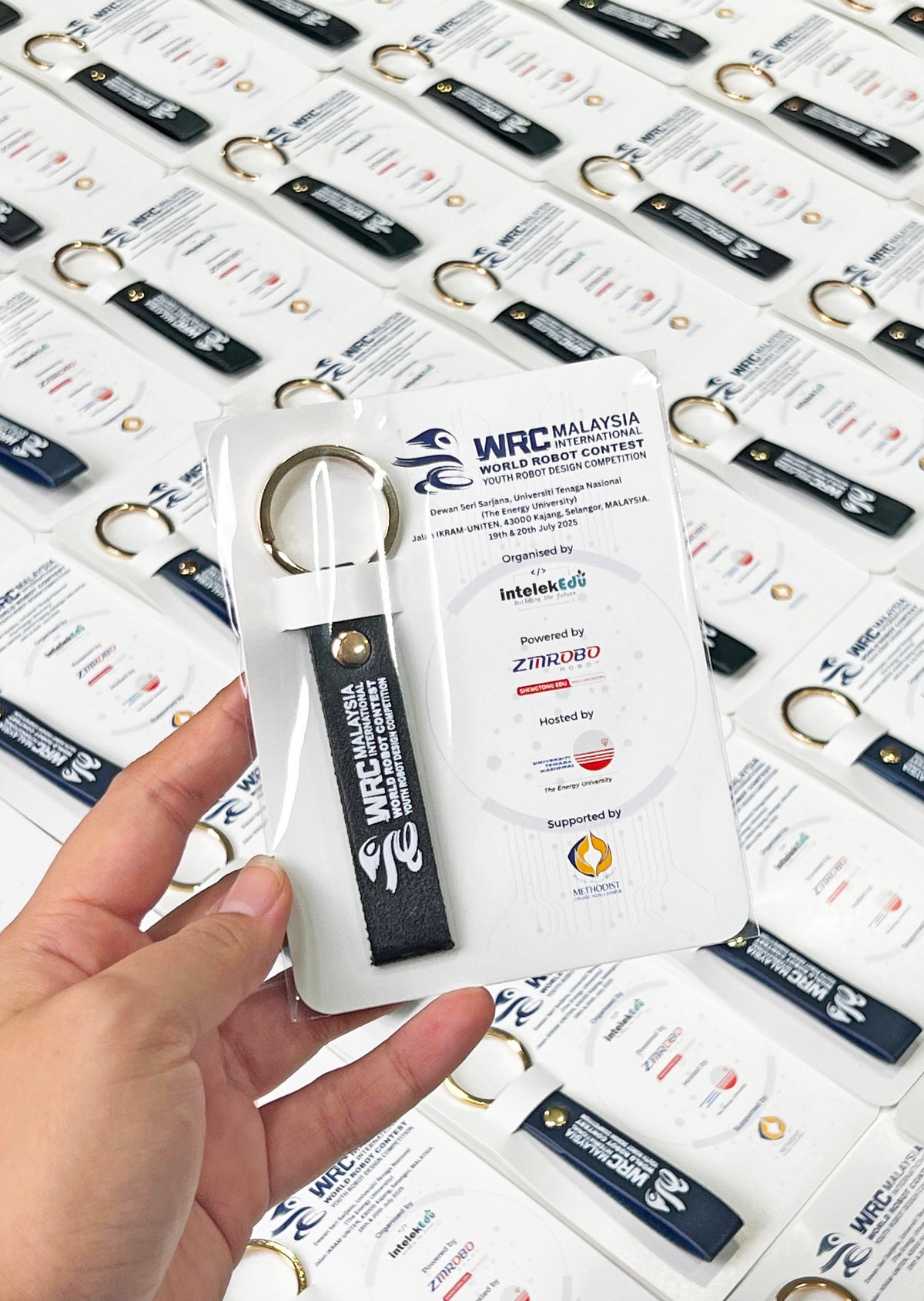 Modern Keychain Door Gift