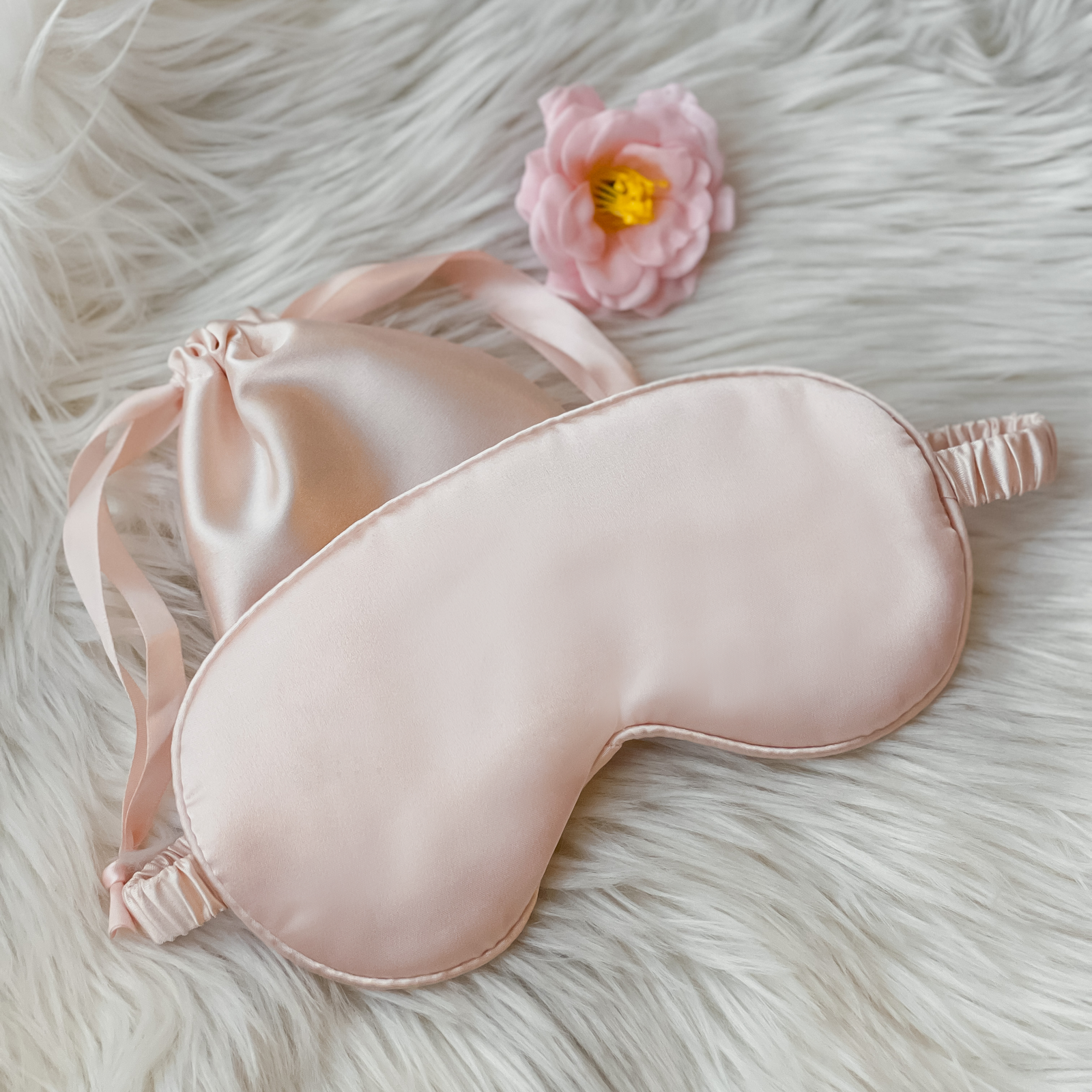 Luxe Silk Eye Mask (Blush Pink)